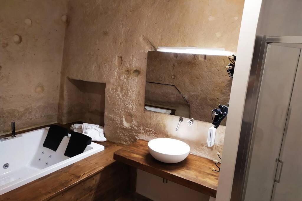 Fornaci 46 Sassi Con Idromassaggio Matera Exterior foto